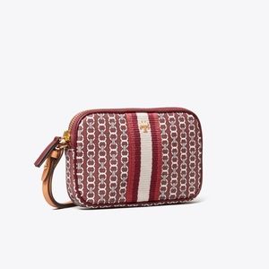 Tory Burch Gemini Link Burgandy wristlet NWT